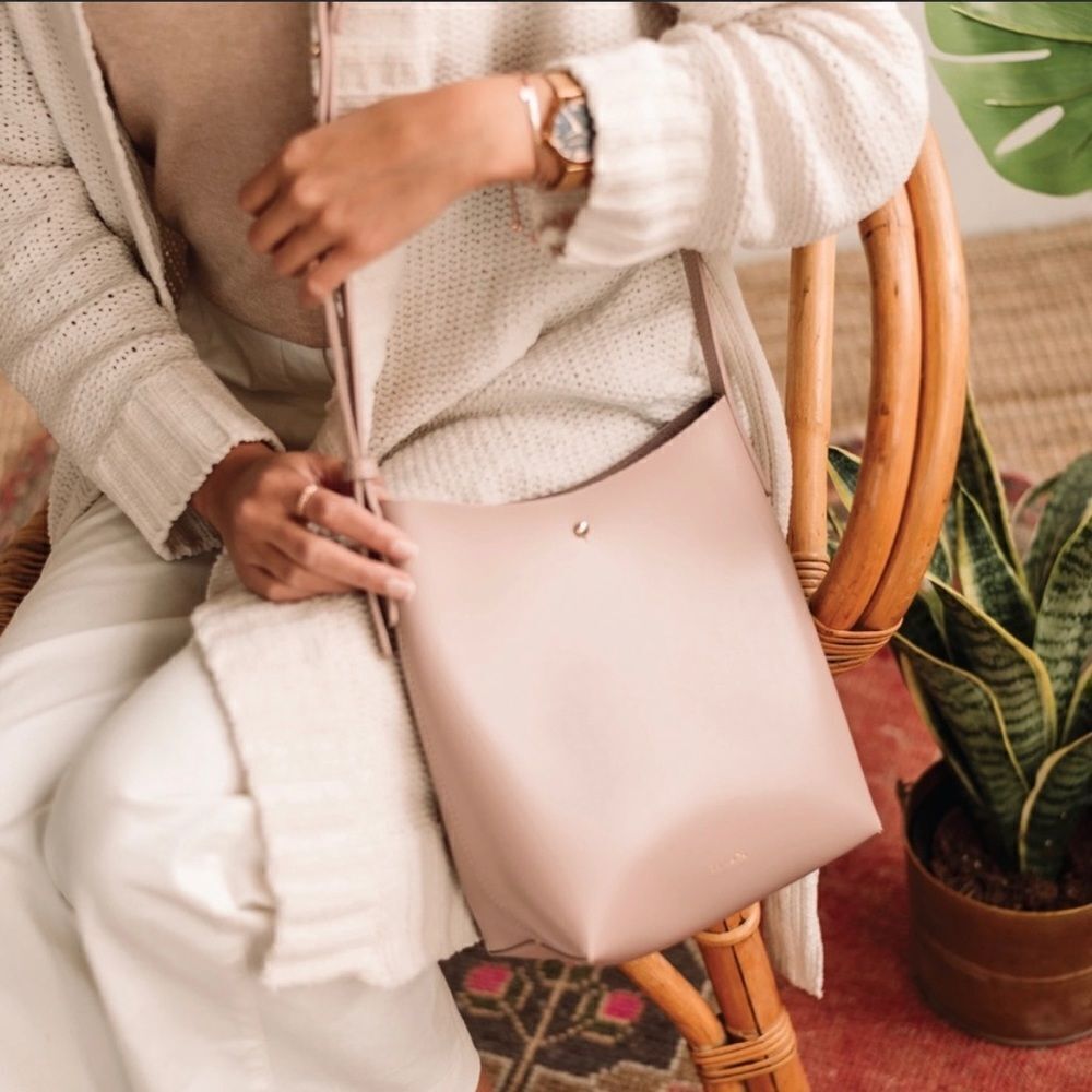 Samara Vegan Leather “Peony” Shoulder Bag Blush